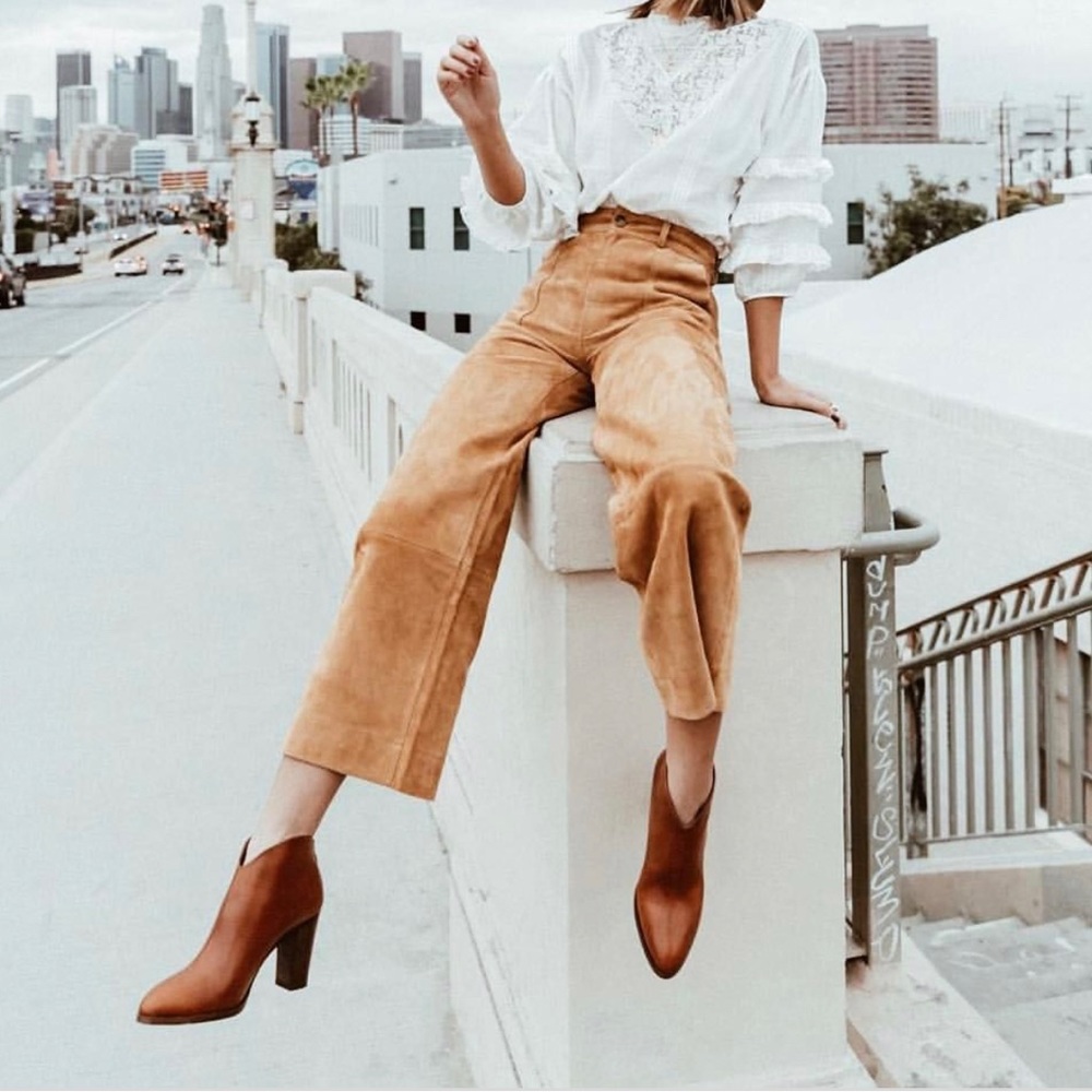 NWOT Frye Suede Pants, size 27